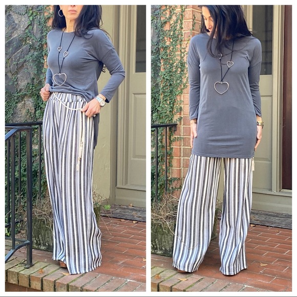 ✨MADE IN ITALY✨Gorgeous Striped wide leg pants - Picture 2 of 7